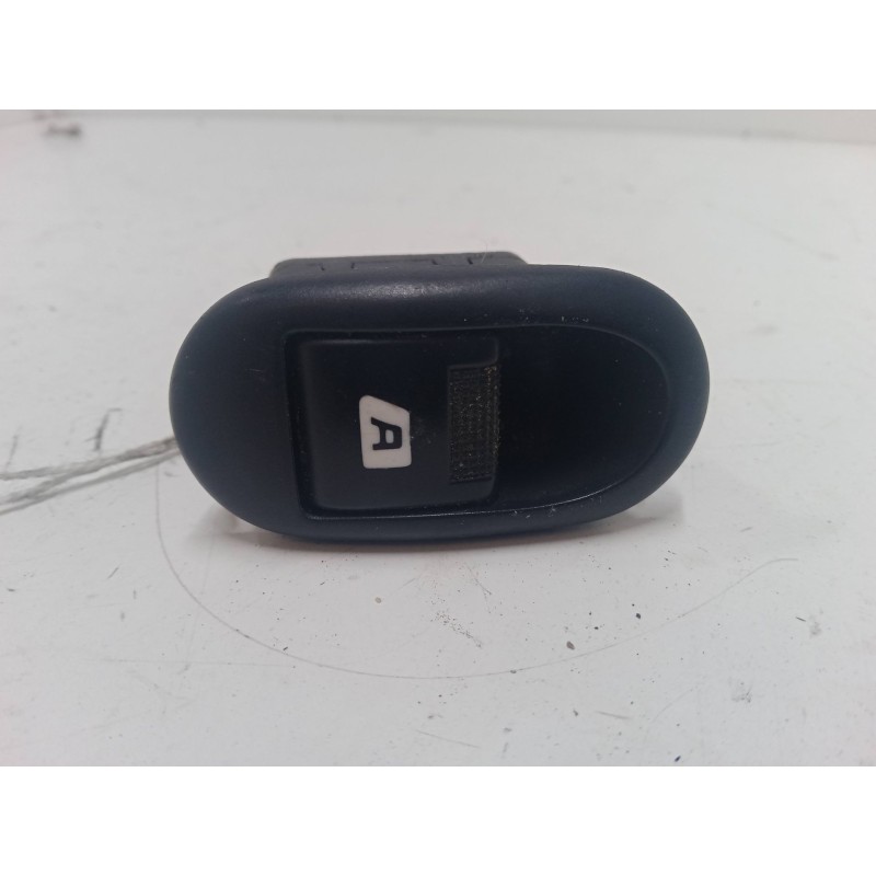 Recambio de mando elevalunas delantero derecho para citroën c3 i (fc_, fn_) 1.4 hdi referencia OEM IAM   