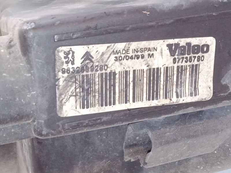 Recambio de faro derecho para peugeot 206 hatchback (2a/c) 1.9 d referencia OEM IAM 9632689280  