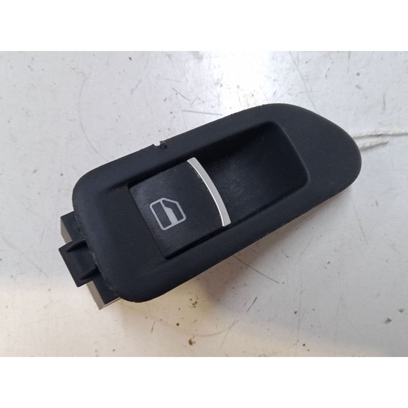 Recambio de mando elevalunas trasero derecho para volkswagen golf vi (5k1) 1.6 tdi referencia OEM IAM   