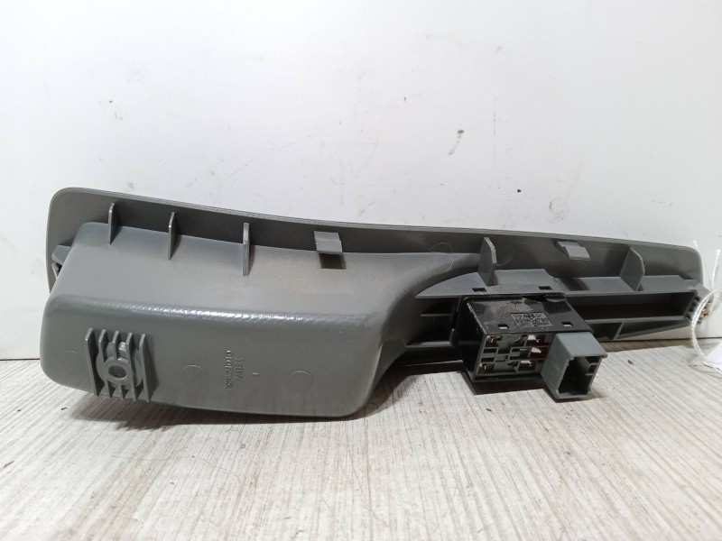 Recambio de mando elevalunas delantero derecho para chevrolet lacetti (j200) 1.4 16v referencia OEM IAM 621W047902  