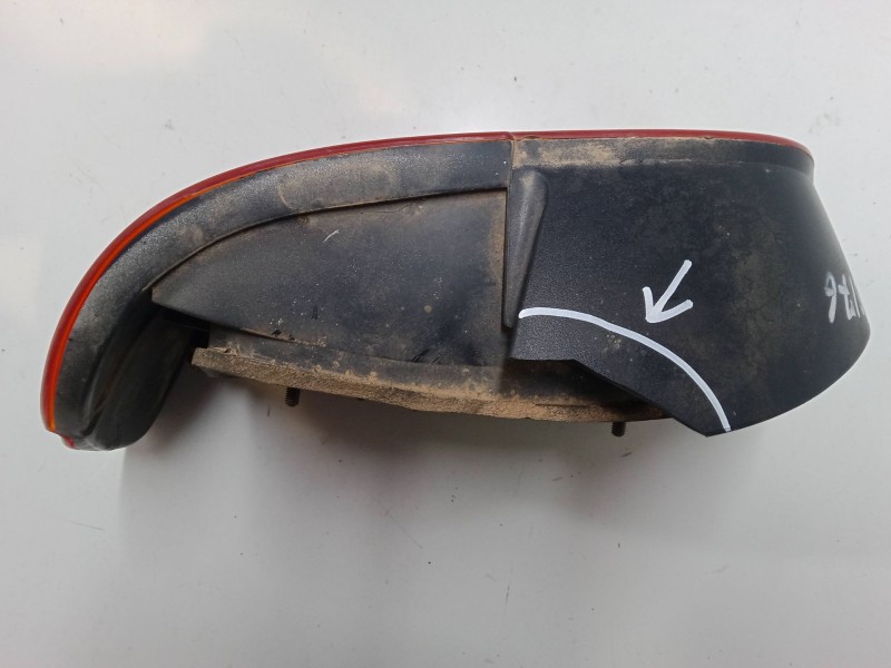 Recambio de piloto trasero derecho para bmw 5 (e39) 523 i referencia OEM IAM   