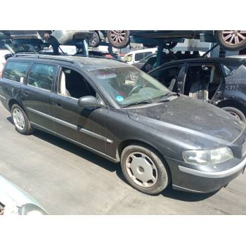 VOLVO V70 II (285) de desguace