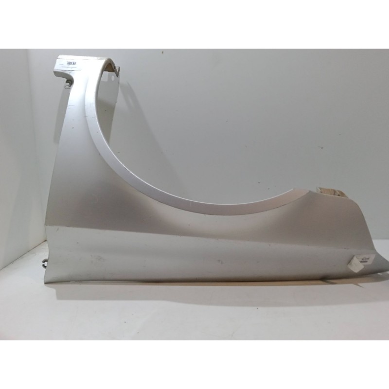 Recambio de aleta delantera izquierda para renault laguna ii (bg0/1_) 1.9 dci (bg1a, bg1w, bg0g) referencia OEM IAM   