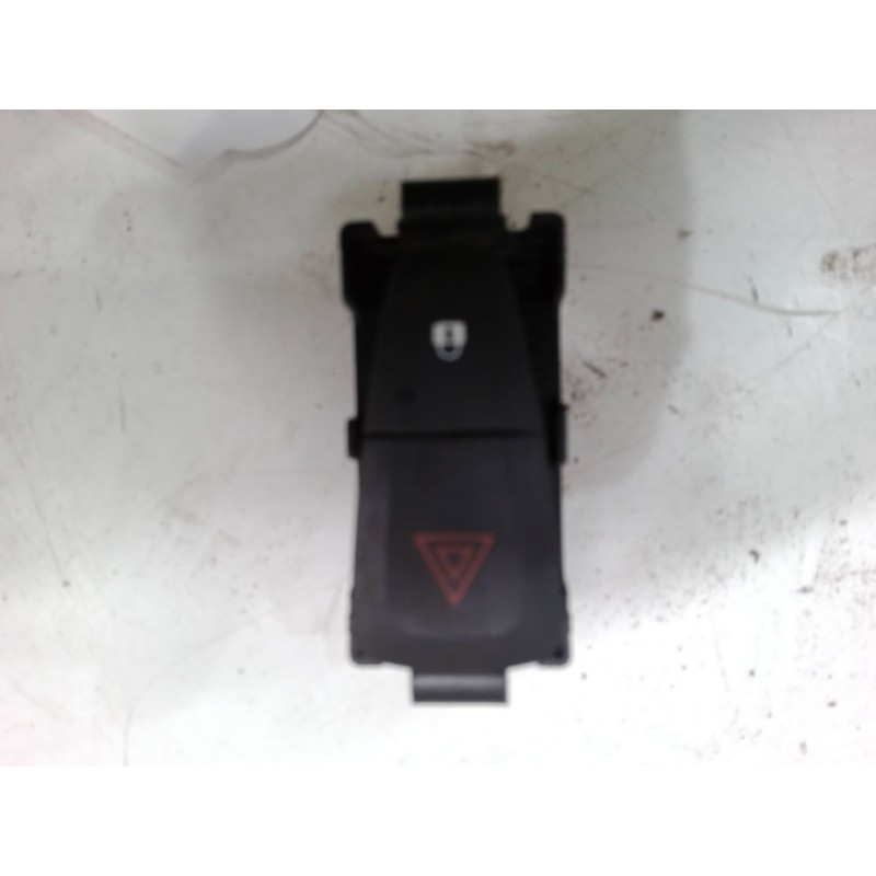 Recambio de warning para dacia sandero ii 1.5 dci 75 / blue dci 75 (b8jw, b8m4, b8ah, b8m7, b8m6) referencia OEM IAM   