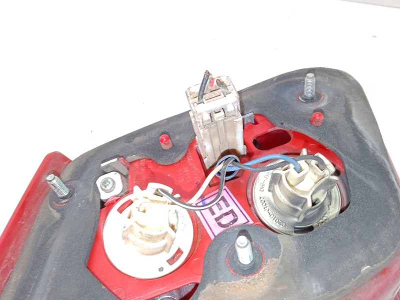 Recambio de piloto trasero porton izquierdo para chevrolet lacetti (j200) 2.0 d referencia OEM IAM   