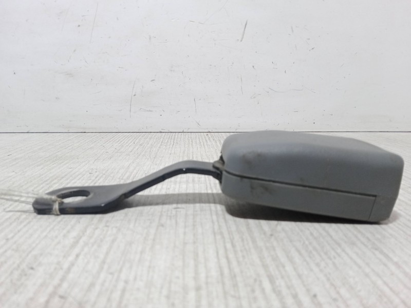 Recambio de anclaje cinturon delantero derecho para chevrolet lacetti (j200) 1.4 16v referencia OEM IAM   