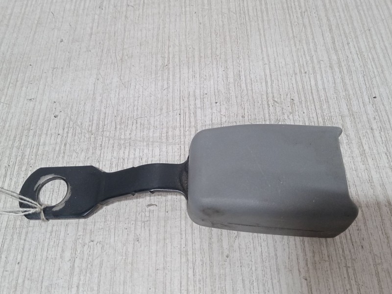 Recambio de anclaje cinturon delantero derecho para chevrolet lacetti (j200) 1.4 16v referencia OEM IAM   