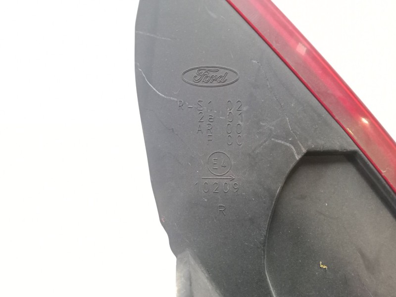 Recambio de piloto trasero derecho para ford focus ii turnier (da_, ffs, ds) 2.0 tdci referencia OEM IAM    Recambio de piloto trasero derecho para ford focus ii turnier (da_, ffs, ds) 2.0 tdci referencia OEM IAM