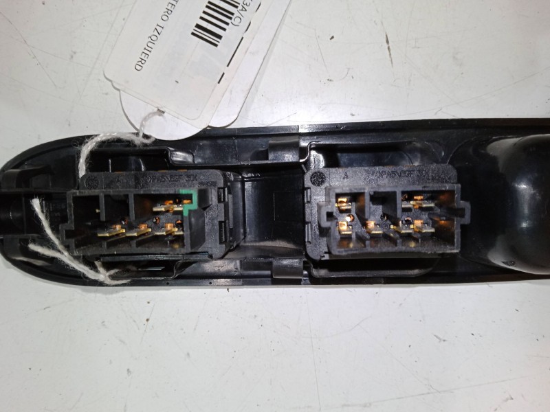 Recambio de mando elevalunas delantero izquierdo para peugeot 307 (3a/c) 2.0 hdi 90 referencia OEM IAM   