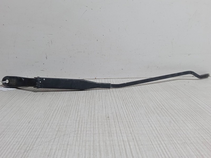 Recambio de brazo limpia delantero izquierdo para lancia ypsilon (843_) 1.3 d multijet (843.axf11, 843.axf1a, 843.axm11,... refe