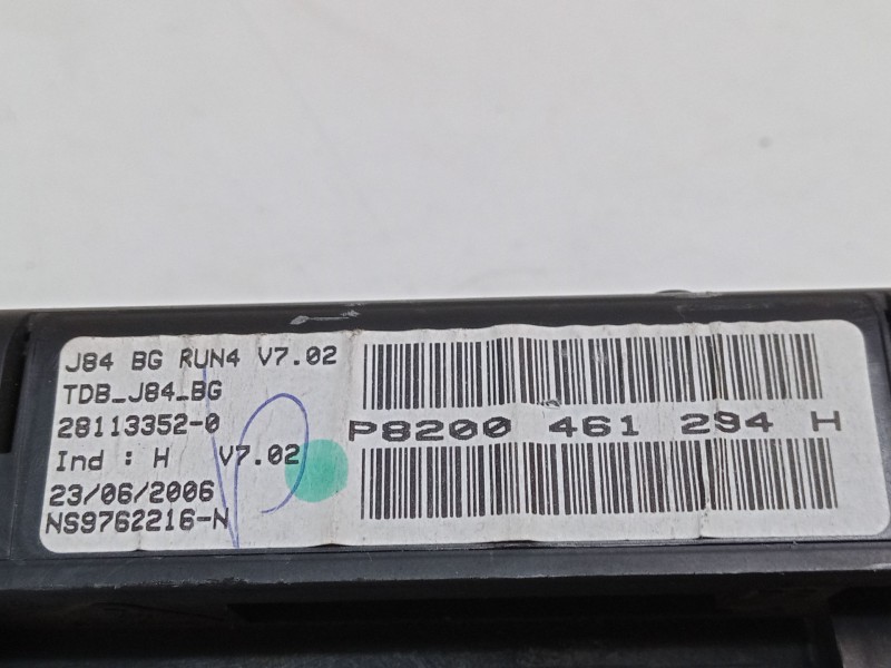 Recambio de cuadro instrumentos para renault scénic ii (jm0/1_) 1.6 16v (jm1r) referencia OEM IAM P8200461294H  281133520