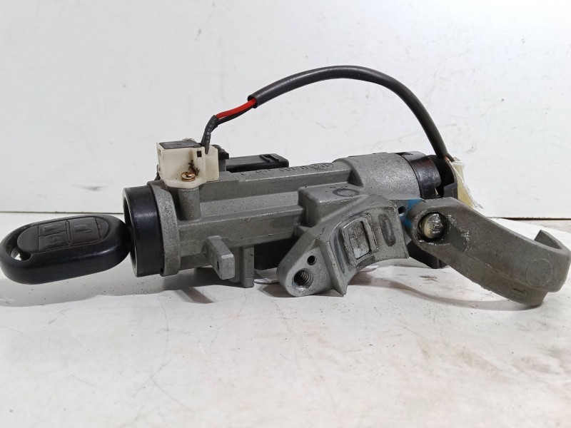 Recambio de clausor para chevrolet lacetti (j200) 1.4 16v referencia OEM IAM 96456677.521810-1000  
