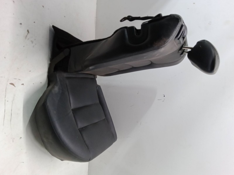 Recambio de asientos trasero derecho para mazda 6 hatchback (gg) 2.3 (gg3s) referencia OEM IAM   