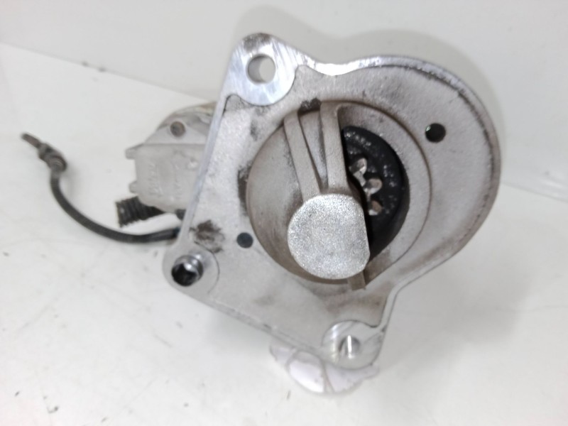 Recambio de motor arranque para volvo v40 hatchback (525) d2 referencia OEM IAM   