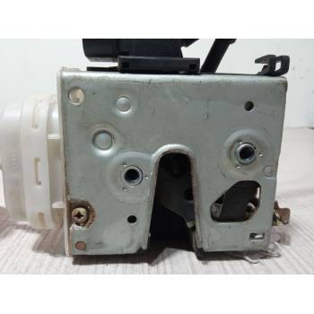 CERRADURA PUERTA DELANTERA DERECHA 8D1837016F 