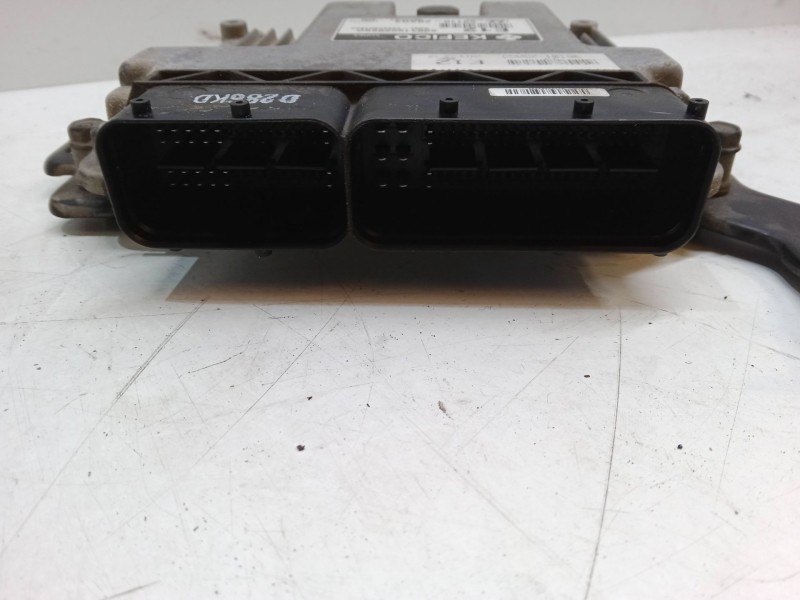 Recambio de centralita motor uce para hyundai ix35 (lm, el, elh) 1.6 referencia OEM IAM 391102BAG3  9001120286KD E12