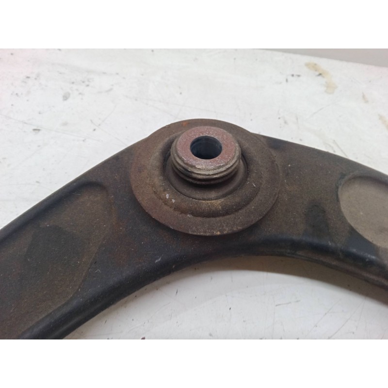 Recambio de brazo suspension inferior delantero derecho para peugeot 307 (3a/c) 1.6 hdi 110 referencia OEM IAM   