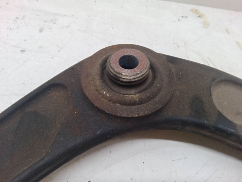 Recambio de brazo suspension inferior delantero derecho para peugeot 307 (3a/c) 1.6 hdi 110 referencia OEM IAM   
