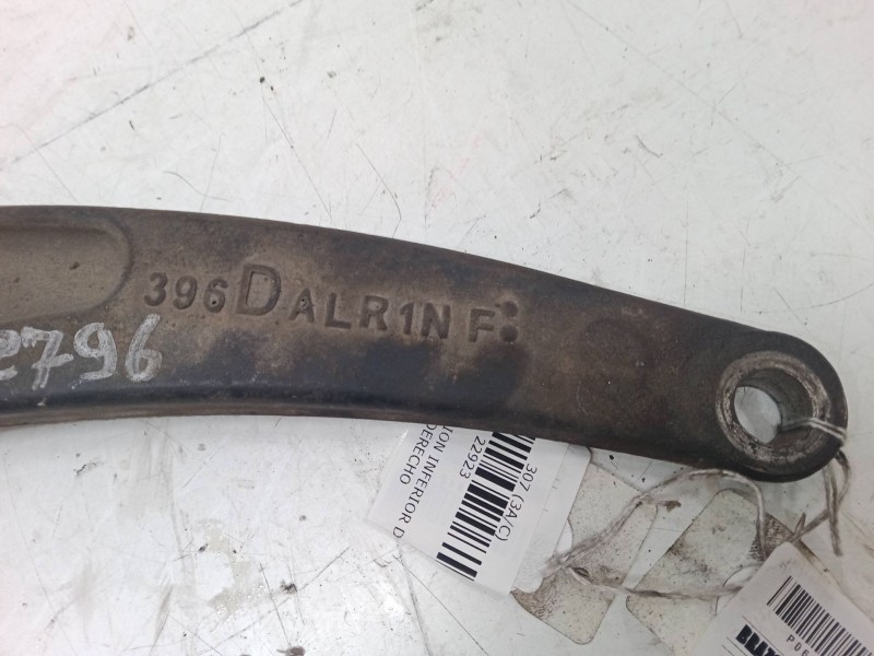 Recambio de brazo suspension inferior delantero derecho para peugeot 307 (3a/c) 1.6 hdi 110 referencia OEM IAM   