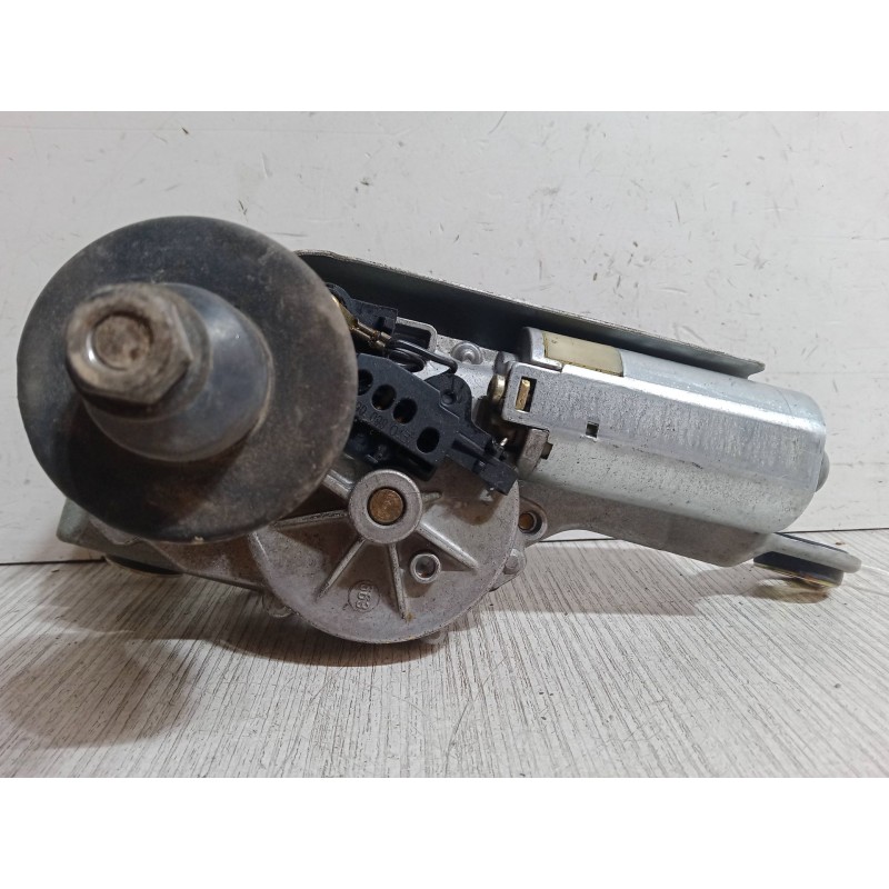 Recambio de motor limpia trasero para renault megane i coach (da0/1_) 1.4 16v (da0d, da1h, da0w, da10) referencia OEM IAM 820002 Recambio de motor limpia trasero para renault megane i coach (da0/1_) 1.4 16v (da0d, da1h, da0w, da10) referencia OEM IAM 820002