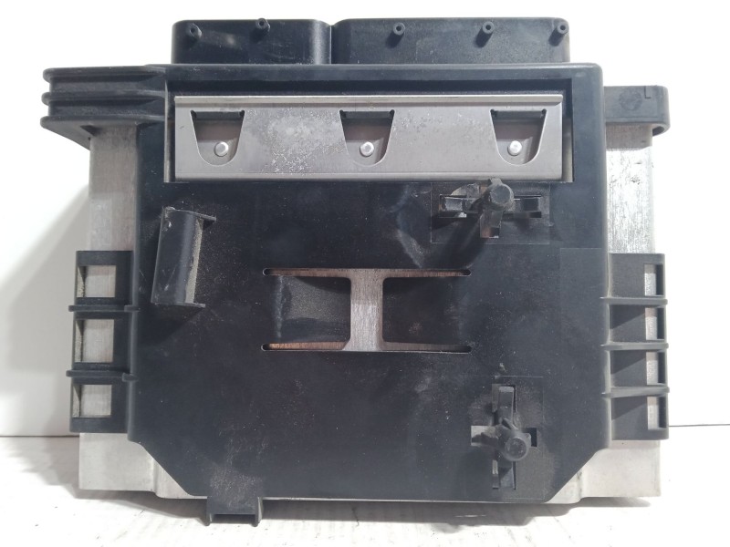 Recambio de centralita motor uce para volkswagen polo v (6r1, 6c1) 1.2 tsi 16v referencia OEM IAM 04E907309AF.0261S09531  