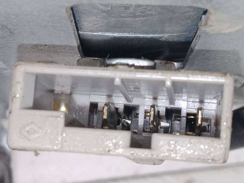 Recambio de motor limpia trasero para renault megane i coach (da0/1_) 1.4 16v (da0d, da1h, da0w, da10) referencia OEM IAM 820002 Recambio de motor limpia trasero para renault megane i coach (da0/1_) 1.4 16v (da0d, da1h, da0w, da10) referencia OEM IAM 820002