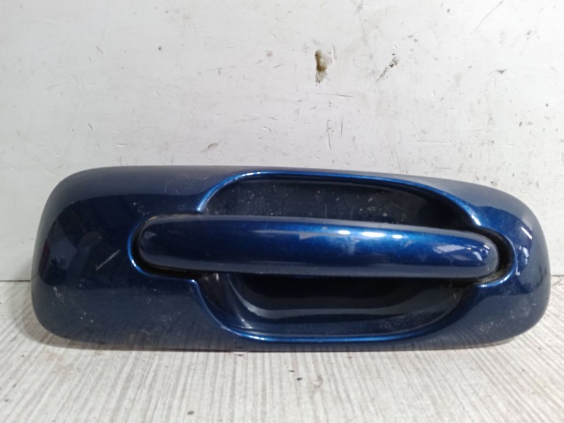 Recambio de maneta exterior puerta corredera derecha para chrysler voyager iv (rg, rs) 2.5 crd referencia OEM IAM   