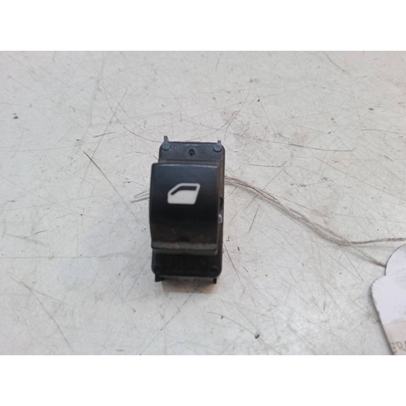 Recambio de mando elevalunas delantero derecho para citroën c4 grand picasso ii (da_, de_) 2.0 bluehdi 150 referencia OEM IAM   