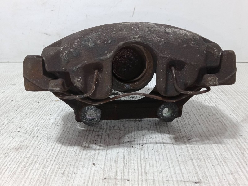 Recambio de pinza freno delantera izquierda para volkswagen passat b5.5 variant (3b6) 1.9 tdi referencia OEM IAM 076/3  