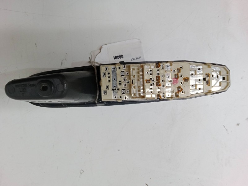 Recambio de mando elevalunas delantero izquierdo para daewoo lanos (klat) 1.3 referencia OEM IAM    Recambio de mando elevalunas delantero izquierdo para daewoo lanos (klat) 1.3 referencia OEM IAM