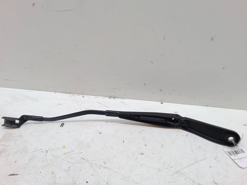 Recambio de brazo limpia delantero izquierdo para volvo v40 hatchback (525) d2 referencia OEM IAM   