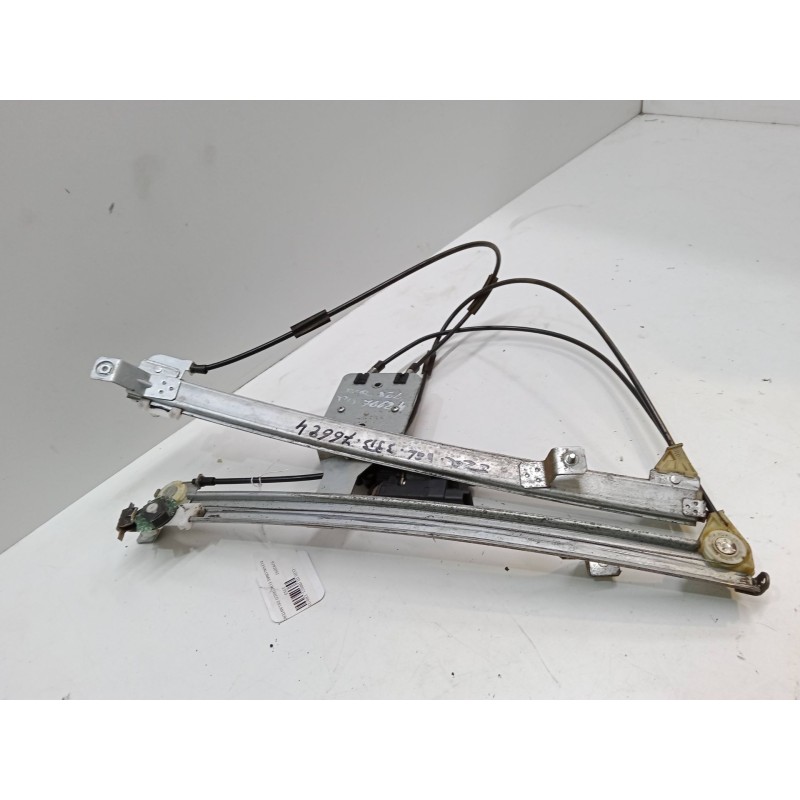 Recambio de elevalunas electrico delantero izquierdo para renault clio iii (br0/1, cr0/1) 1.4 16v referencia OEM IAM   