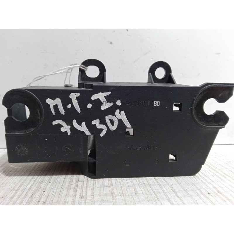 Recambio de maneta interior puerta trasera izquierda para ford focus c-max (dm2) 2.0 tdci referencia OEM IAM    Recambio de maneta interior puerta trasera izquierda para ford focus c-max (dm2) 2.0 tdci referencia OEM IAM