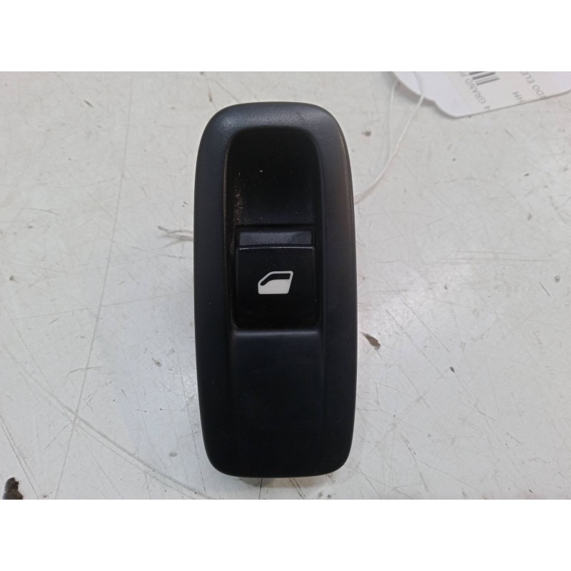 Recambio de mando elevalunas trasero derecho para citroën c4 grand picasso ii (da_, de_) 2.0 bluehdi 150 referencia OEM IAM   