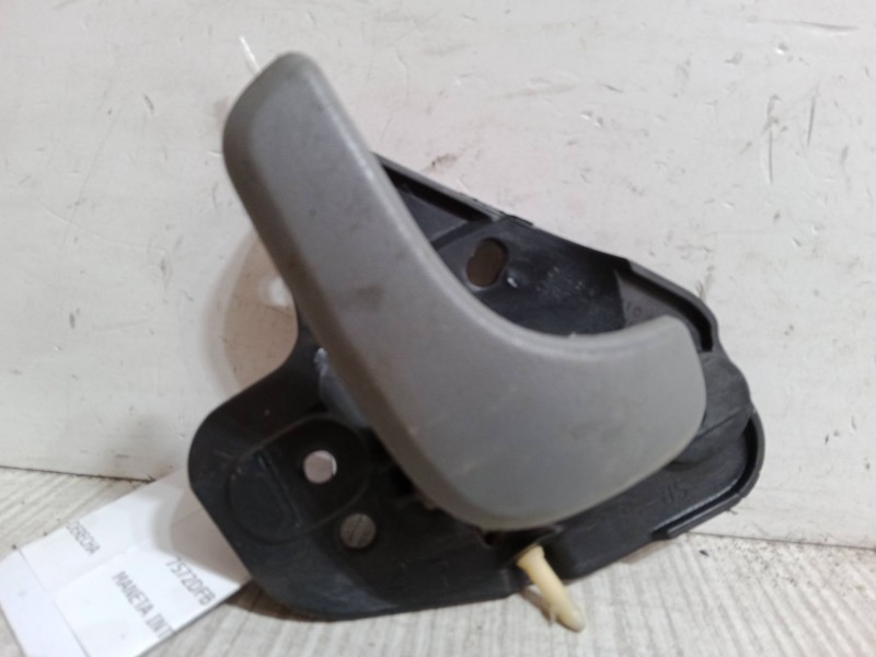 Recambio de maneta interior puerta delantera derecha para chrysler voyager iv (rg, rs) 2.5 crd referencia OEM IAM   