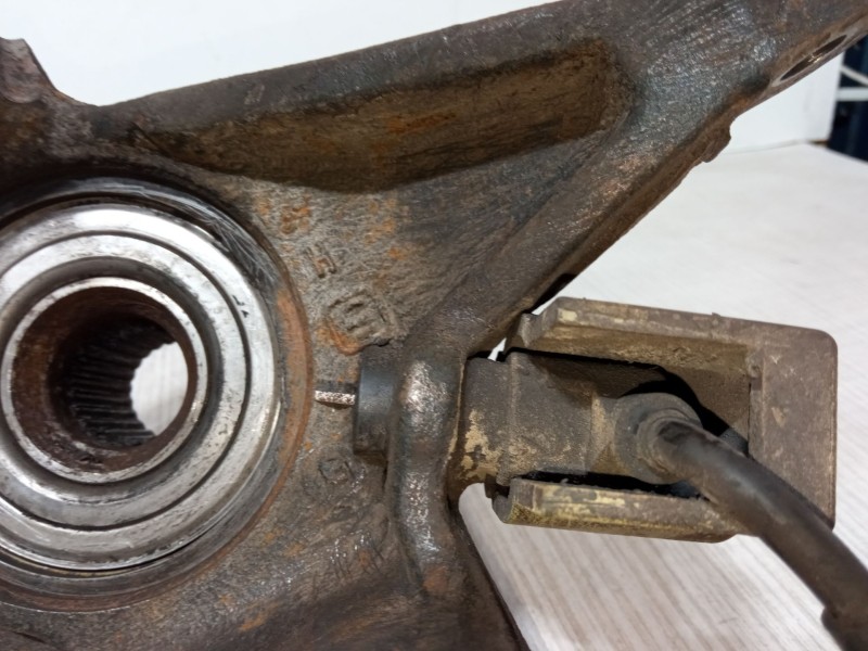 Recambio de mangueta delantera izquierda para citroën xsara picasso (n68) 2.0 hdi referencia OEM IAM   