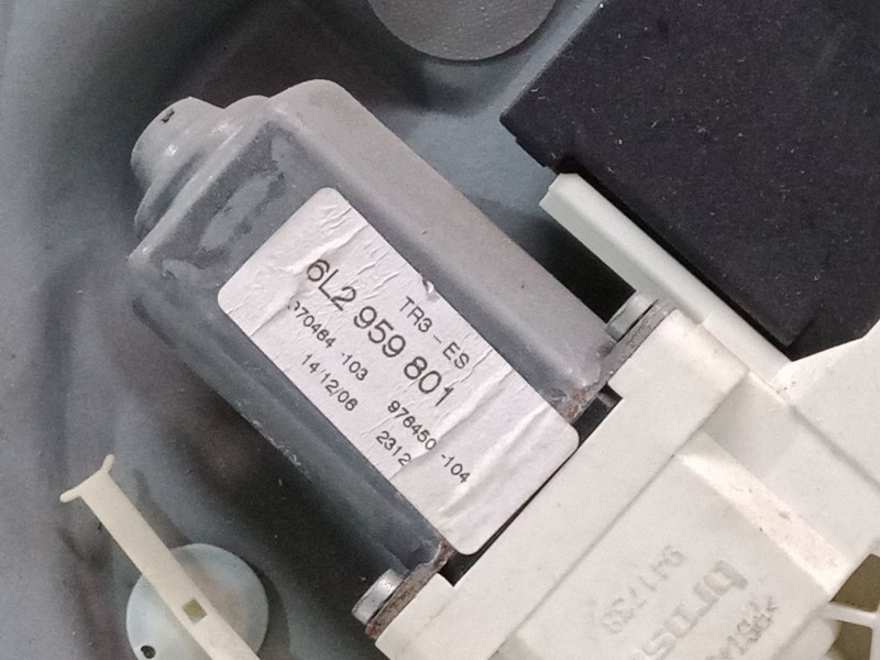 Recambio de elevalunas electrico delantero derecho para seat ibiza iii (6l1) 1.4 16v referencia OEM IAM    Recambio de elevalunas electrico delantero derecho para seat ibiza iii (6l1) 1.4 16v referencia OEM IAM