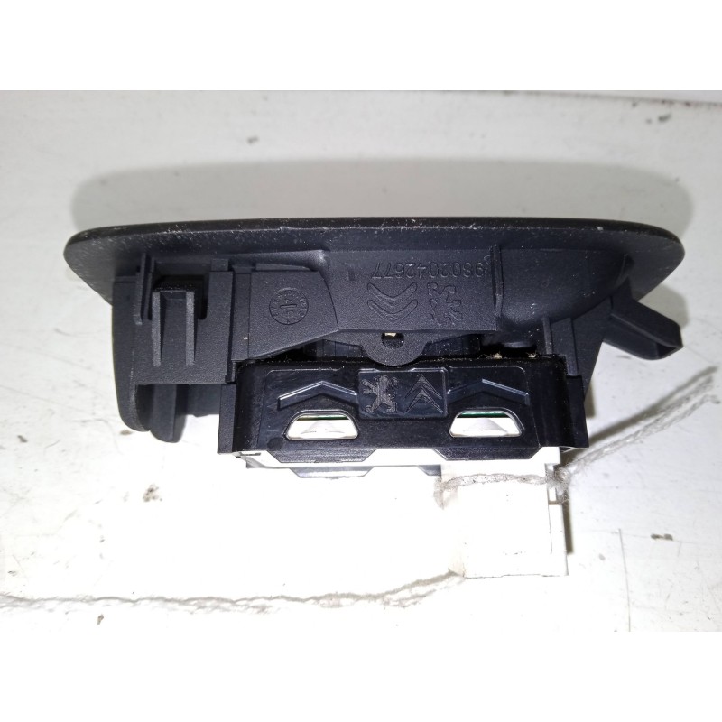 Recambio de mando elevalunas trasero izquierdo para citroën c4 grand picasso ii (da_, de_) 2.0 bluehdi 150 referencia OEM IAM   
