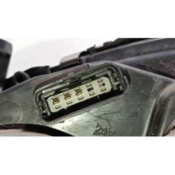FARO DERECHO 26010AU800 082151191R 