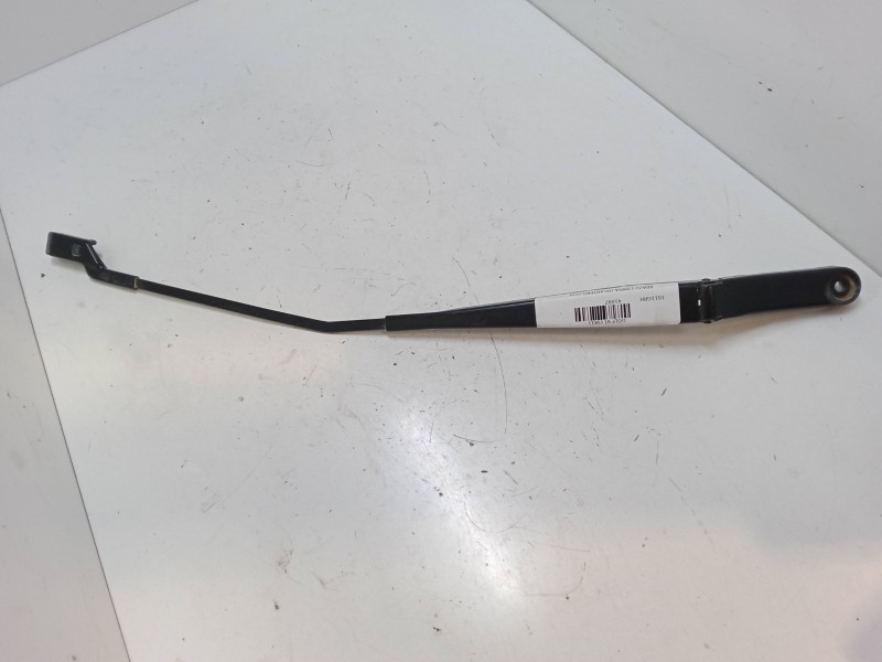 Recambio de brazo limpia delantero derecho para volkswagen golf vi (5k1) 1.6 tdi referencia OEM IAM   