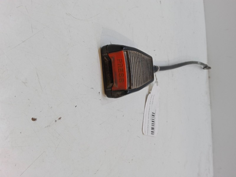 Recambio de anclaje cinturon delantero central para iveco daily i caja/chasis 40-10 referencia OEM IAM   