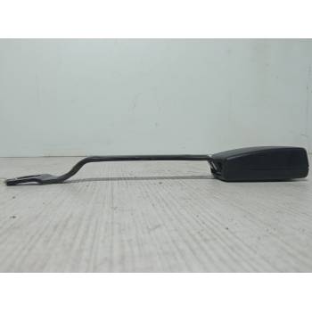 ANCLAJE CINTURON DELANTERO DERECHO 8D0857755B 