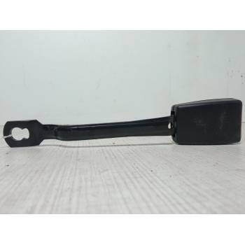 ANCLAJE CINTURON DELANTERO DERECHO 8D0857755B 