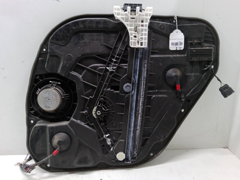 Recambio de elevalunas electrico trasero izquierdo para kia carens iv 1.6 gdi referencia OEM IAM   