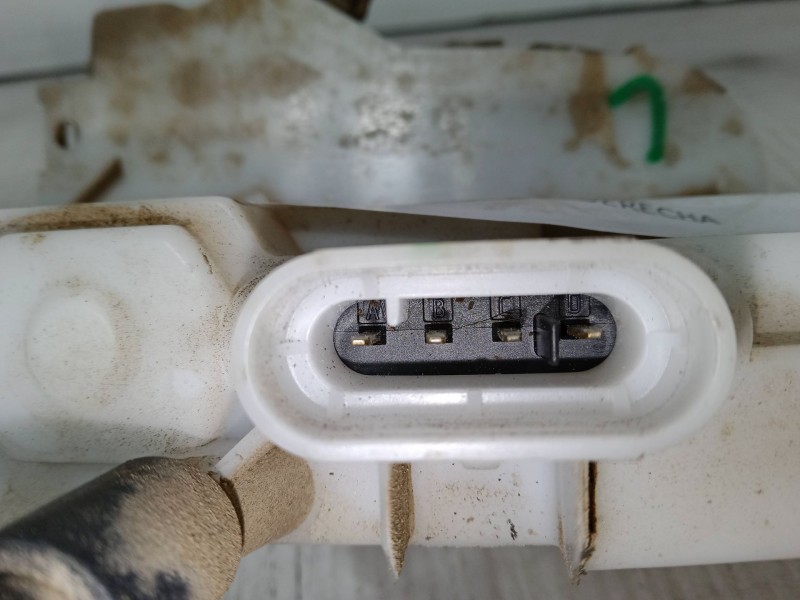 Recambio de cerradura puerta delantera derecha para citroën c3 i (fc_, fn_) 1.4 i referencia OEM IAM   