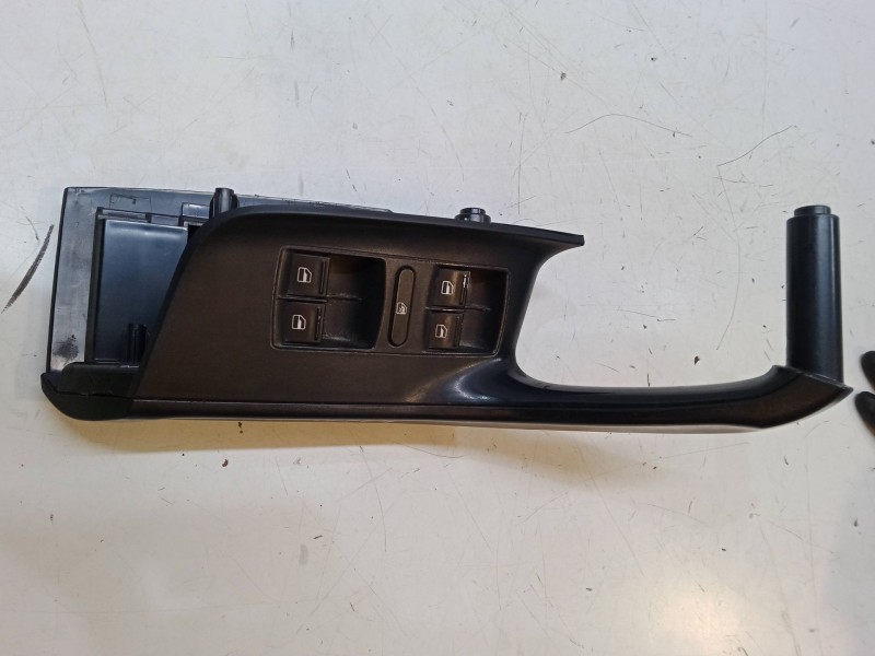 Recambio de mando elevalunas delantero izquierdo para seat ibiza iv sc (6j1, 6p5) 1.4 referencia OEM IAM 6J1867179A  