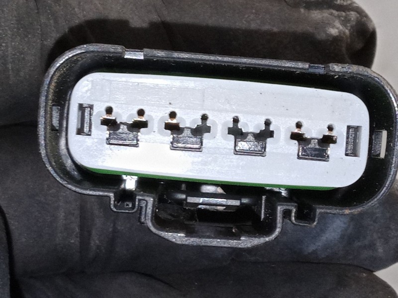 Recambio de elevalunas electrico trasero izquierdo para kia carens iv 1.6 gdi referencia OEM IAM   