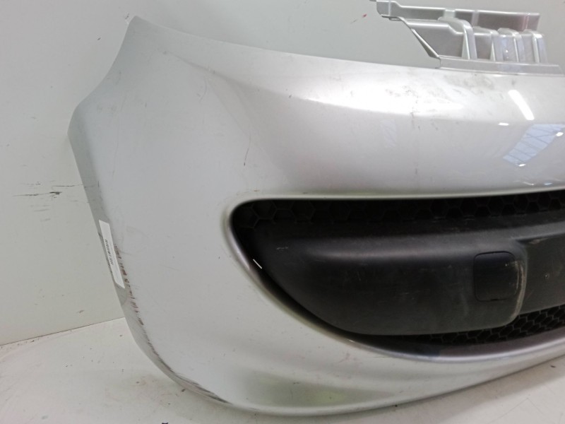 Recambio de paragolpes delantero para peugeot 107 (pm_, pn_) 1.0 referencia OEM IAM   