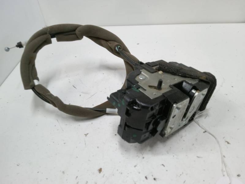 CERRADURA PUERTA TRASERA DERECHA 825003VV0A 