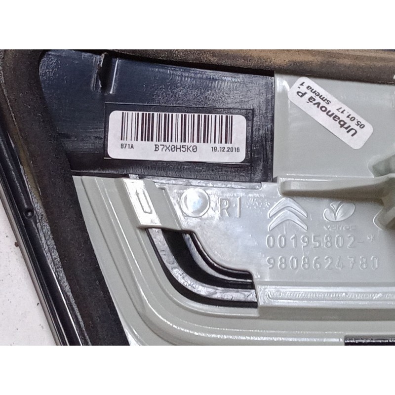 Recambio de piloto trasero porton derecho para citroën c4 ii (nc_) 1.6 bluehdi 100 referencia OEM IAM 9808624780  